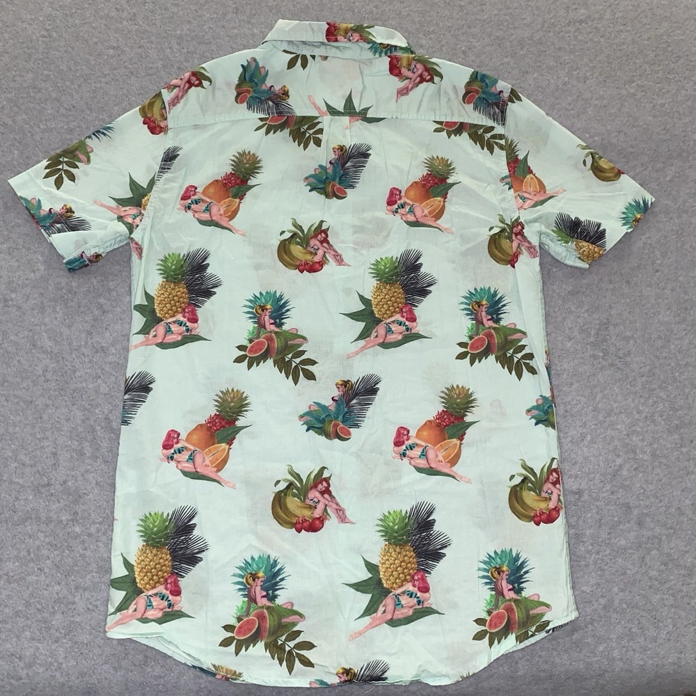 On The Byas Shirt Men's Medium Green Pinup Girls Hawaiian AOP Button Up Tropic - Picture 10 of 16